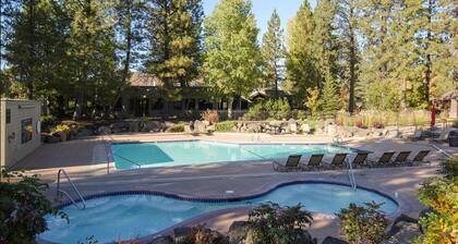 River & Ridge Retreat at Seventh Mountain Resort 1-bed/2-bath Condo
