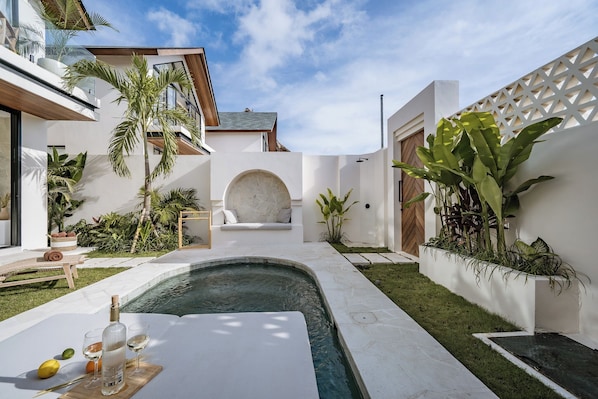 Deluxe Villa, Pool View | Private pool