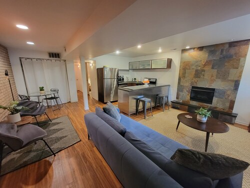 Urban Farm Fun with Goats 10 Minutes To Downtown!