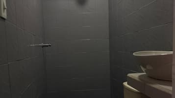 Toallas y papel de baño