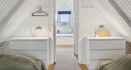"Svenne" - 1.4km from the sea by Interhome
