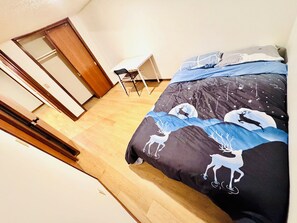 3 bedrooms, iron/ironing board, WiFi