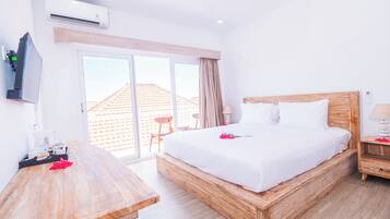 Deluxe Double Room | Blackout drapes, free WiFi