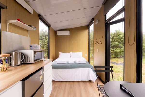 1 habitación y ropa de cama