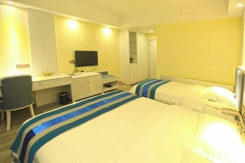 Qiliping YaDuoVacationHotel