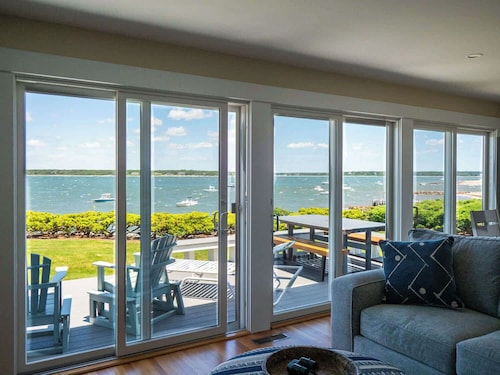 Bay Views & Breezes In North Falmouth