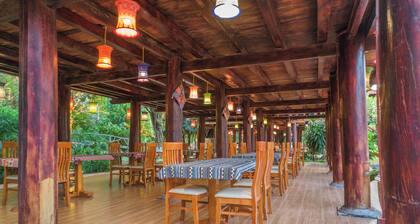 Golden Mountain Hostel