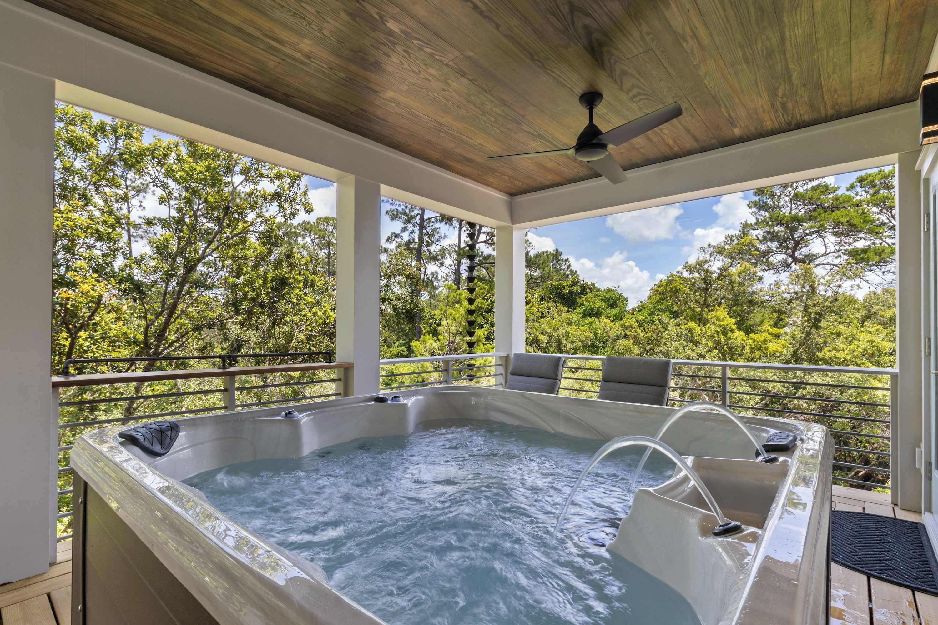 Outdoor spa tub