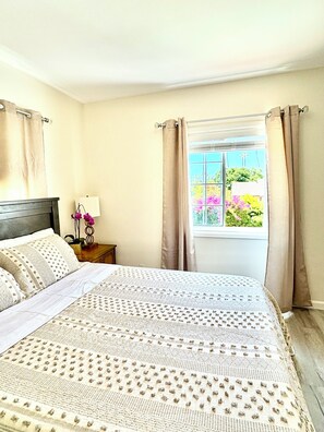 2 bedrooms, desk, iron/ironing board, free WiFi