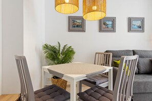 Dining - Torre Sol - Playamar (Torremolinos)