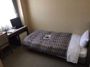 Desk, free WiFi - HOTEL LiVEMAX Tagajo (Tagajo)