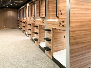 Desk, free WiFi - HOTEL LiVEMAX Tagajo (Tagajo)