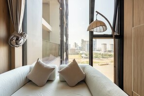 Basic Studio, River View | Free WiFi - Vue Aston Condominium by Soben Homes (Phnom Penh)