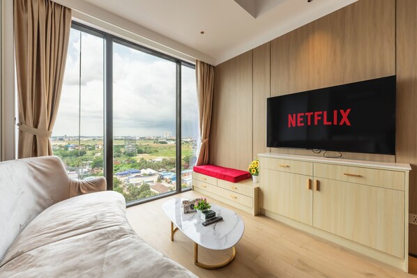 Comfort Apartment, Partial Lake View | Living area - Vue Aston Condominium by Soben Homes (Phnom Penh)