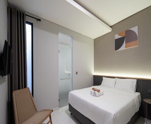 Bureau, espace de travail pour ordinateur portable, Wi-Fi gratuit