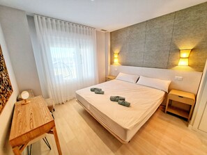 2 makuuhuonetta, silitysrauta/-lauta, ilmainen Wi-Fi, vuodevaatteet