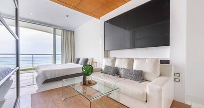 Chill Beachfront Vibes with 3BR Ocean Views & Pool
