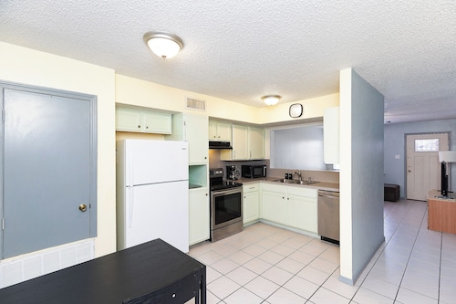 The Island Gem: Coastal Getaway