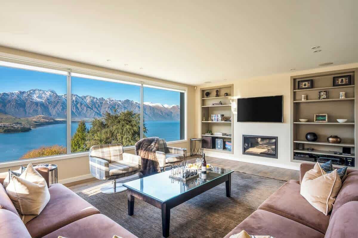 TV, fireplace, offices