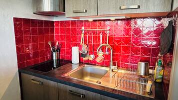 Microwave, oven, stovetop