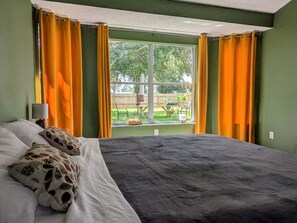 3 chambres, bureau, fer et planche à repasser, Wi-Fi gratuit