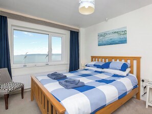 Unclassified image, 2 of 19, button - 3 bedroom accommodation in Moelfre, near Benllech (Moelfre, near Benllech)