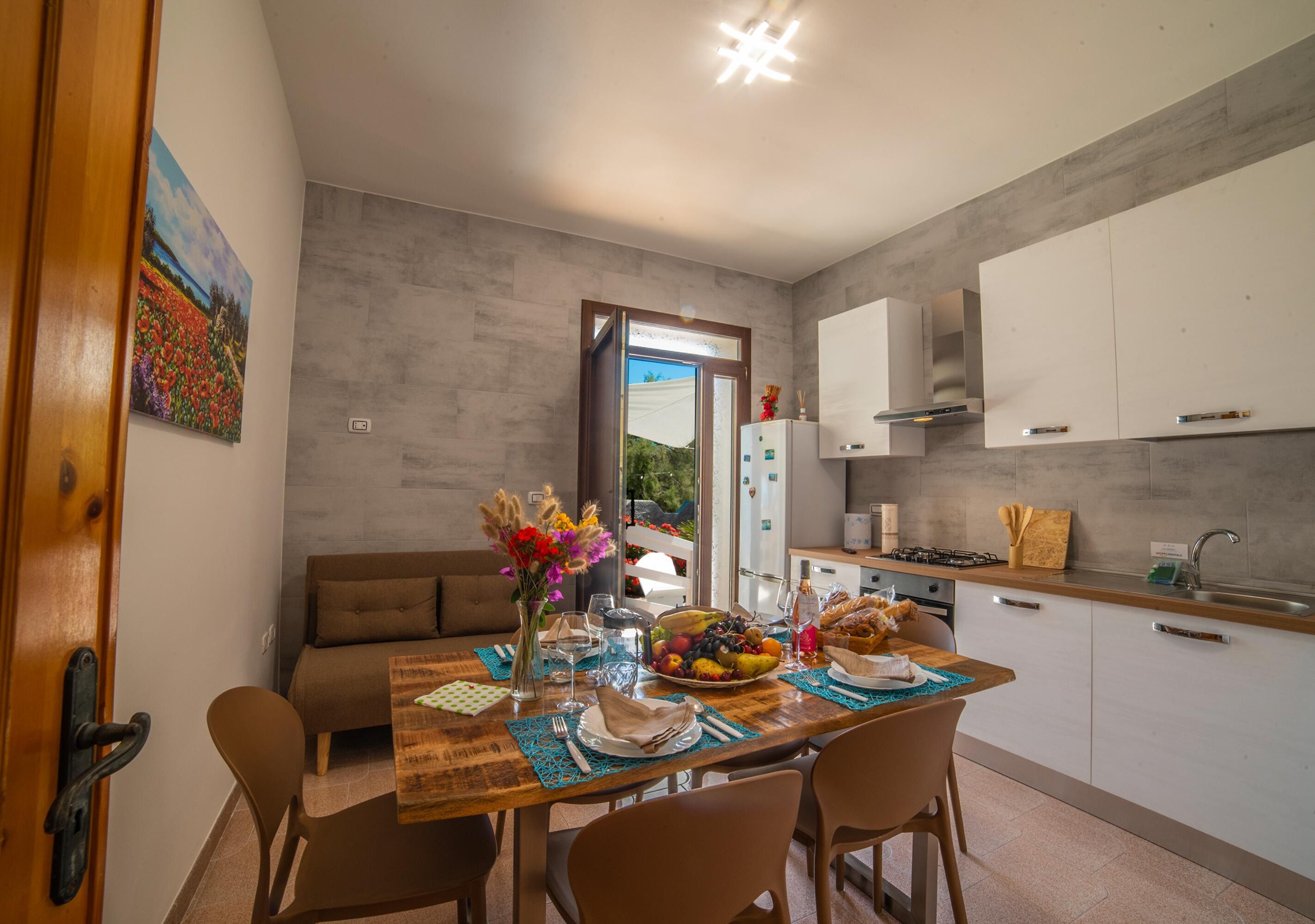 Standard Villa, Multiple Bedrooms, Sea Facing (Villa G&G On Sea Shore) | Dining