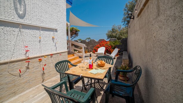 Villa Standard - 1 sovrum - luftkonditionering - mot havet (Villa G&G On Sea Shore) | Restaurang utomhus