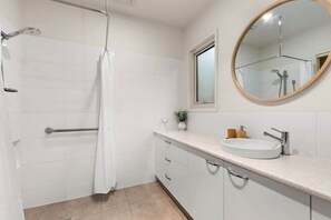 Dusche, Haartrockner