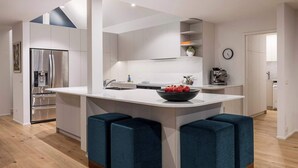 Coffee/tea maker, fridge, microwave, oven - Martha's Peak Solar Heated Pool & Views (Mount Martha)