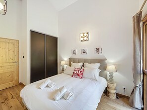 3 habitaciones y ropa de cama 