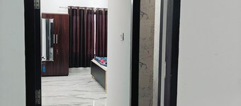 Peaceful Budget Stay | Near IIM Road