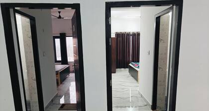Peaceful Budget Stay | Near IIM Road