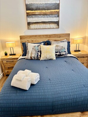 4 bedrooms, iron/ironing board, WiFi, bed sheets