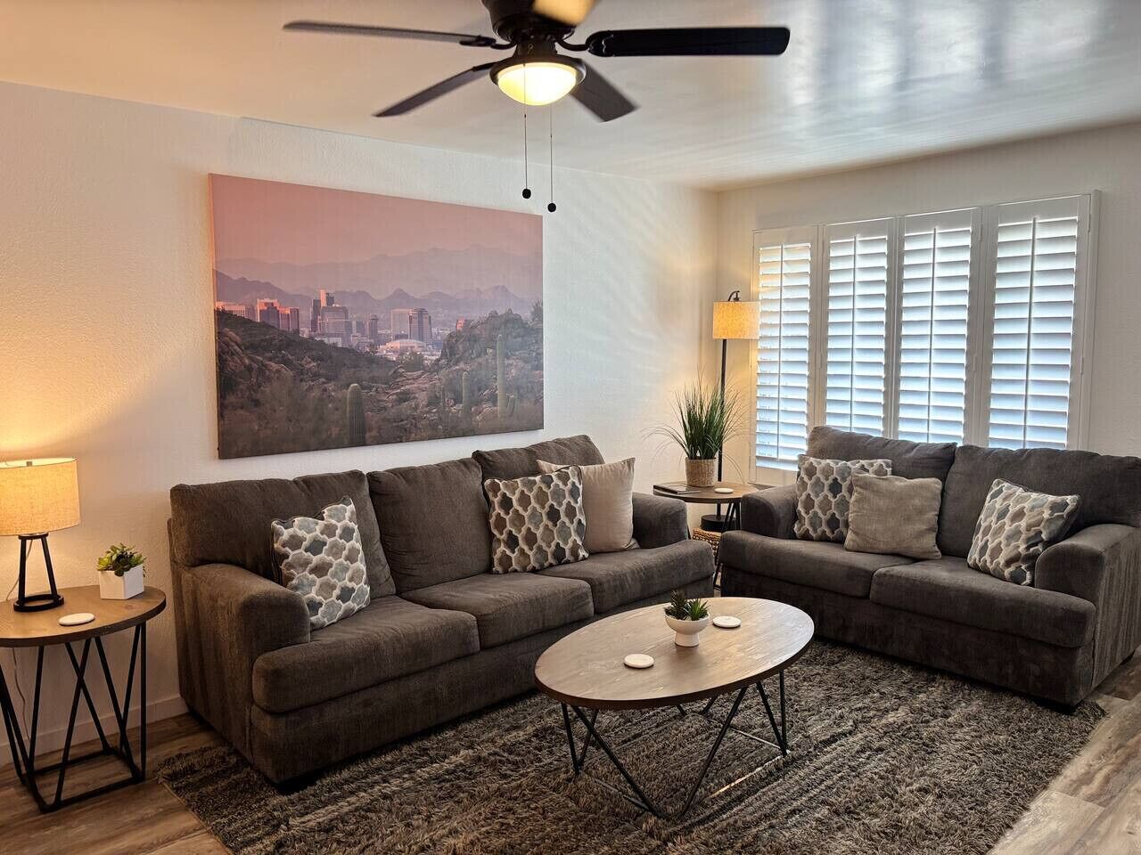 The George Retreat; Desert-chic 4br Retreat + Private Pool + Curated Style - Chandler, AZ