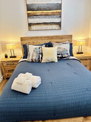 Iron/ironing board, WiFi, bed sheets