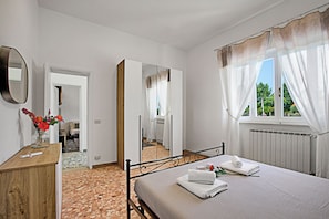 Standard House, 2 Bedrooms (La Siesta)