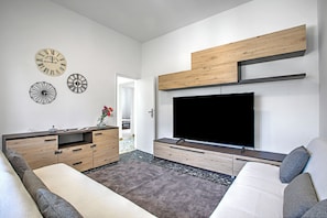 21-吋智慧型電視,提供數位頻道