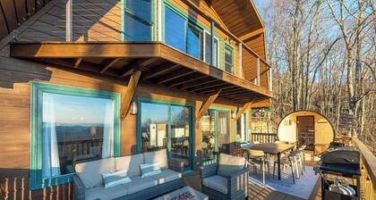 Amazing Mountain Views | Sauna | Hot Tub | Arcade