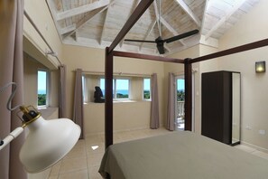 4 chambres, coffre-fort, fer et planche à repasser