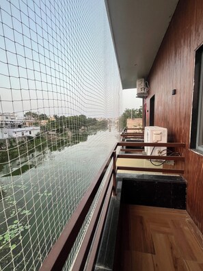 Deluxe Double Room, Balcony, Lake View | Lake view