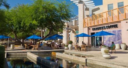 Rancho Las Palmas Condo! Tennis, Pickleball, Pool, Spa! Golf Course Views