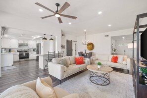 Unclassified image, 2 of 50, button