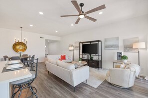 Smart TV - Rancho Las Palmas Condo! Tennis, Pickleball, Pool, Spa! Golf Course Views (Rancho Mirage)
