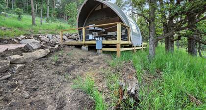 Glamping in Nature Near Mt. Rushmore