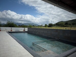 Utomhuspool