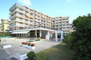 Exterior - Apartment in Porto Santa Margherita by Beach (Porto Santa Margherita (VE))