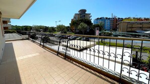 Unclassified image, 5 of 29, button - Apartment in Porto Santa Margherita by Beach (Porto Santa Margherita (VE))