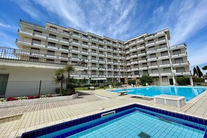Pool - Apartment in Porto Santa Margherita by Beach (Porto Santa Margherita (VE))