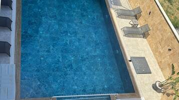 Piscina stagionale all'aperto